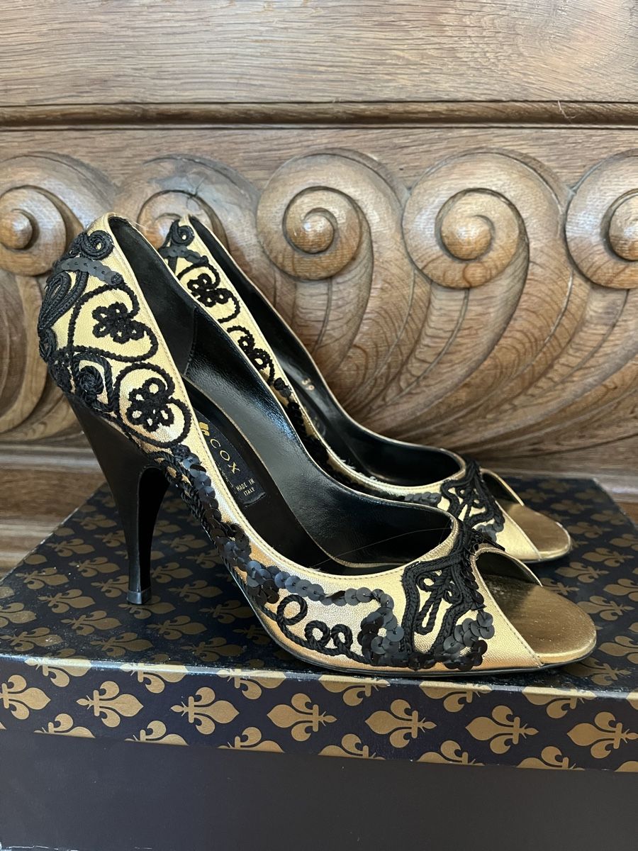 Scarpe da donna: Patrick Cox Pumps Schuhe Gr 39 – Usato da Uetikon am See venduto da erz13