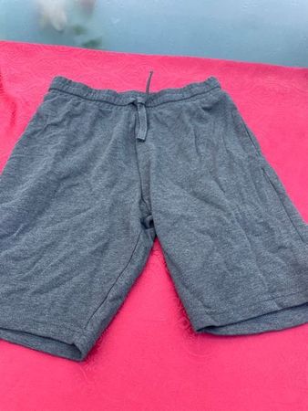 Junge Shorts neu 170 schwarz