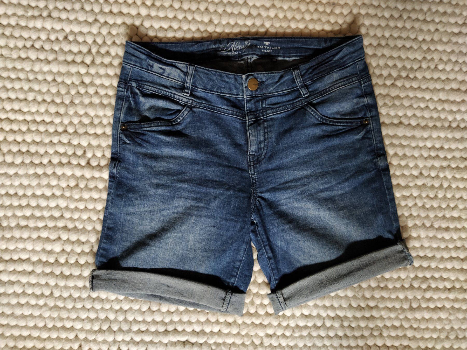 Tom Tailor Pantaloni: Short Bermudas Jeans Marke Tom Tailor – Usato da Chur venduto da Ronja777 1
