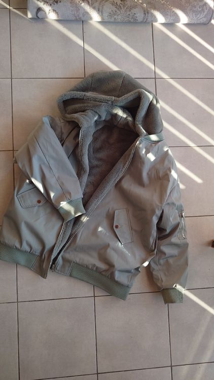 Buffalo Giacche: Buffalo, Wende Bomber Jacke 44, helles Jadegrün – Usato da Wattwil venduto da LaLa90