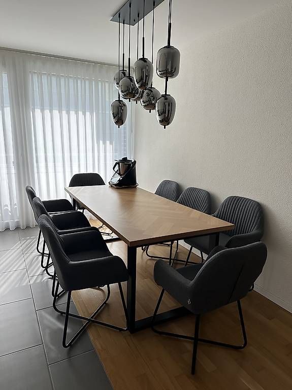 Set di tavolo e panche: Tisch mit Stühlen – Usato da Kaiseraugst venduto da asl_c2pj 1