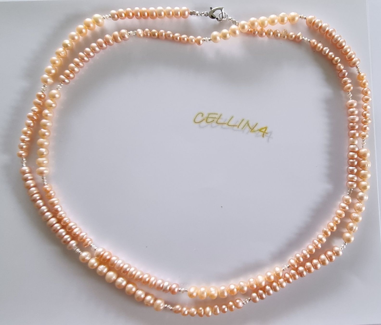 Catenine: lange pinkfarbene Perlenhalskette 5 – Nuovo e nell'imballaggio originale da Luzern venduto da Cellina1 1