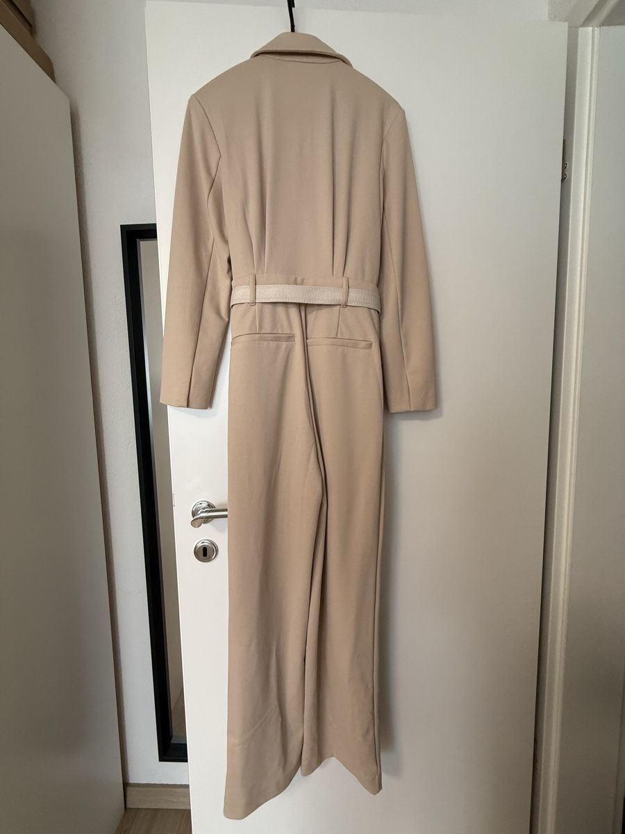 Jumpsuits: ABOUT YOU Jumpsuit beige Gr. 36 – Neu (gemäss Beschreibung) aus Frauenfeld von sharonhabrik 4