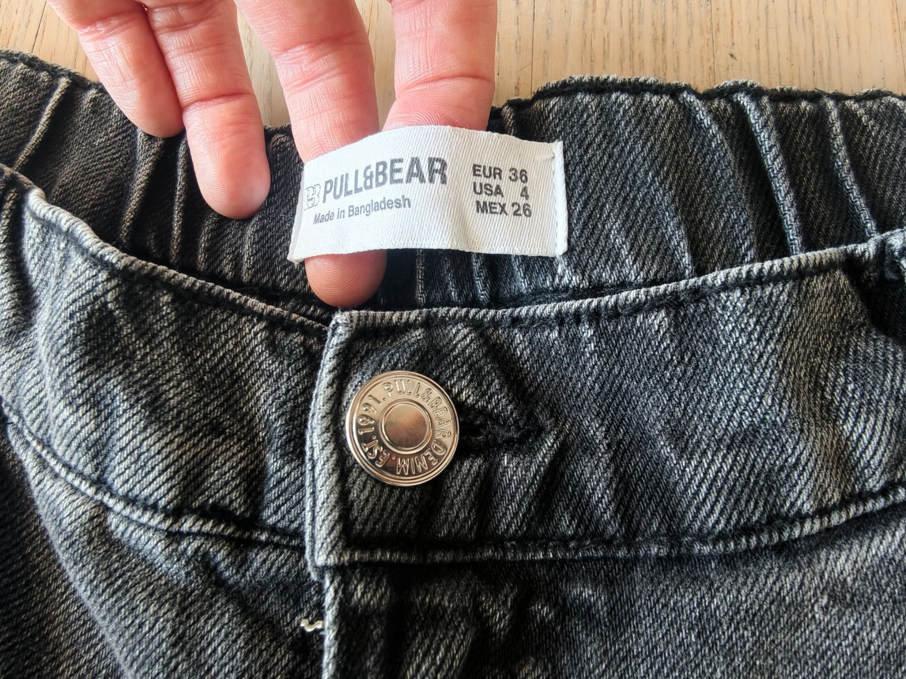 Pull&Bear Jeans: Wideleg Jeans Pull & Bear Grau Gr. 36 – Usato da Berg TG venduto da Persefona 1
