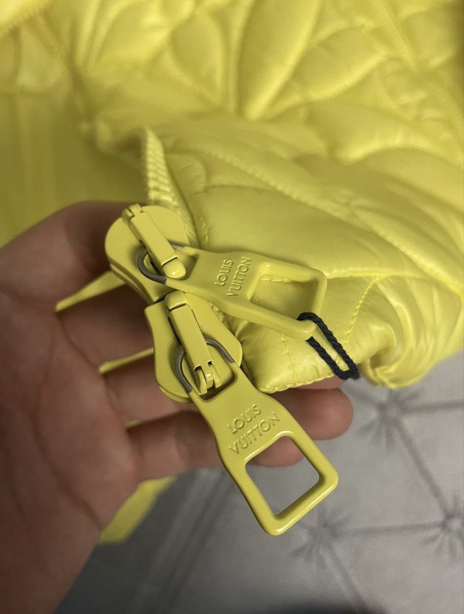 Louis Vuitton Giacche: Louis Vuitton Virgil Abloh monogram puffer jacket – Nuovo e nell'imballaggio originale da Morges venduto da ITASAP 4
