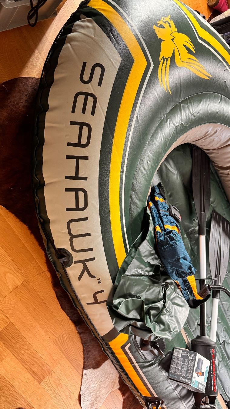 Bateaux: Intex Schlauchboot Seahawks 4 – D'occasion à Aarburg par Layve 1