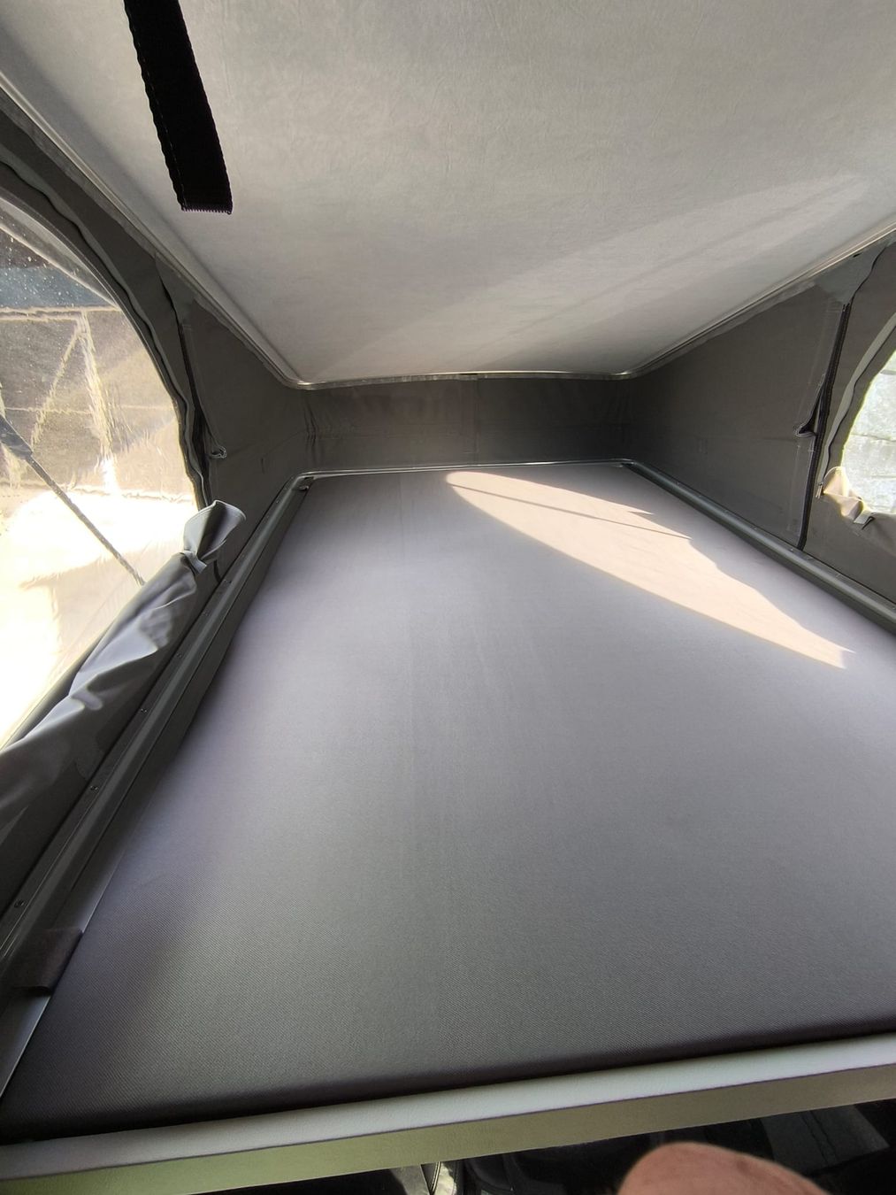 Automobili: Renault Trafic Camper/Van von Sortimo – Usato da Entlebuch venduto da 88SchibiWeine 4