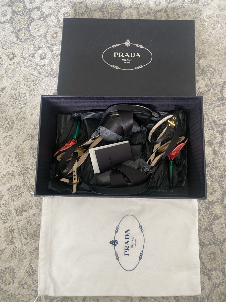 Prada Scarpe da donna: Stilettos Prada – Usato da Basel venduto da Holali17 3