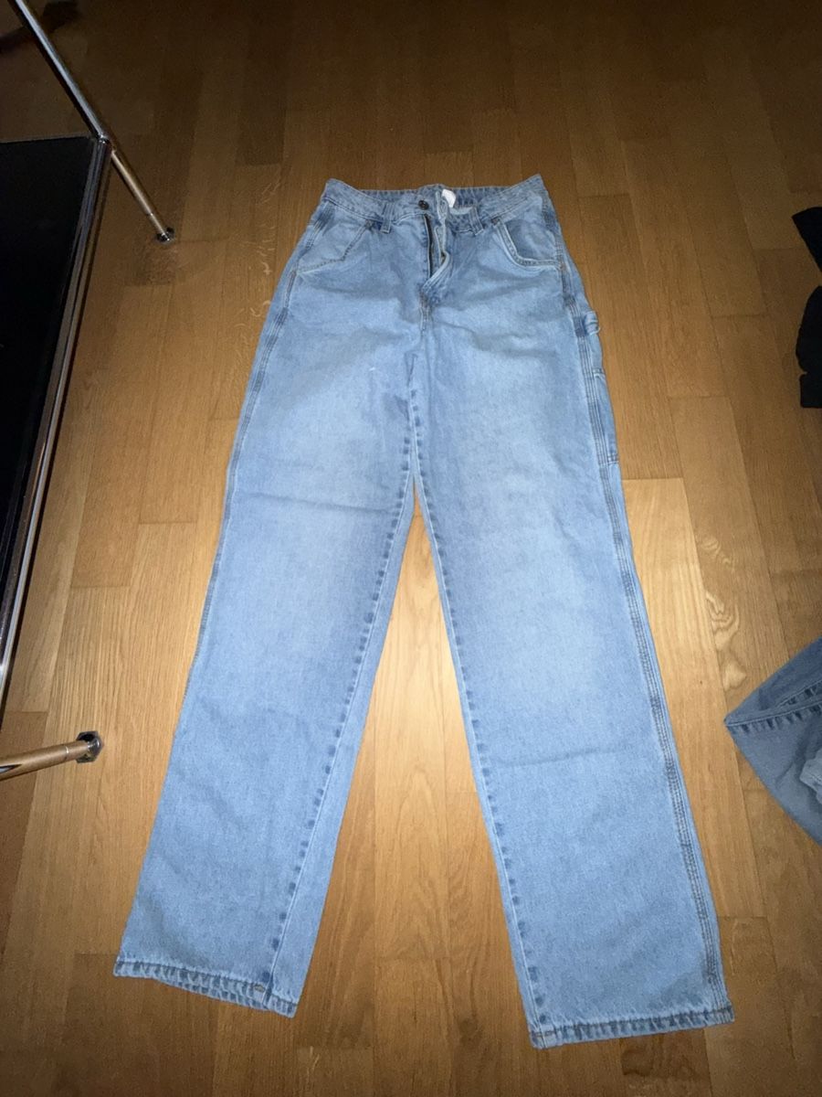 H&M Jeans: H&M Jeans Grösse 36 mit Seitendetail – Gebraucht aus Winterthur von yar_dpp8 1