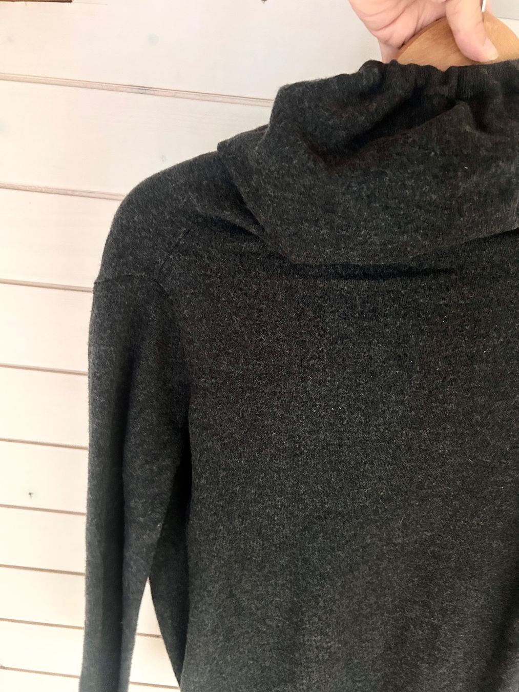 Cos Pullover & Sweatshirts: COS 100% Wolle Pullover - Gr. S – Gebraucht aus Illnau von Monkky 7