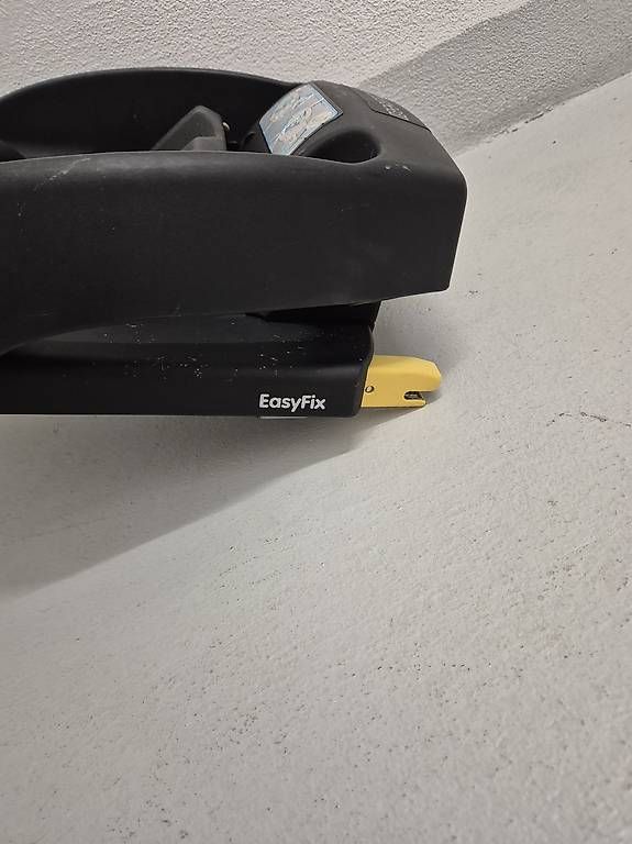 Sièges auto: Maxi Cosi EasyFix Autositzbassis – D'occasion à Aarburg par Vagos 3