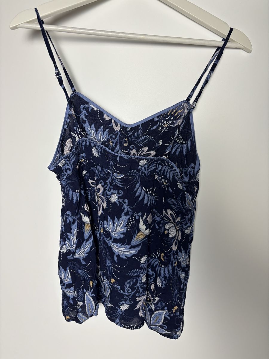 H&M Top: cute flower babydoll top – Usato da Leissigen venduto da lamooniade 3