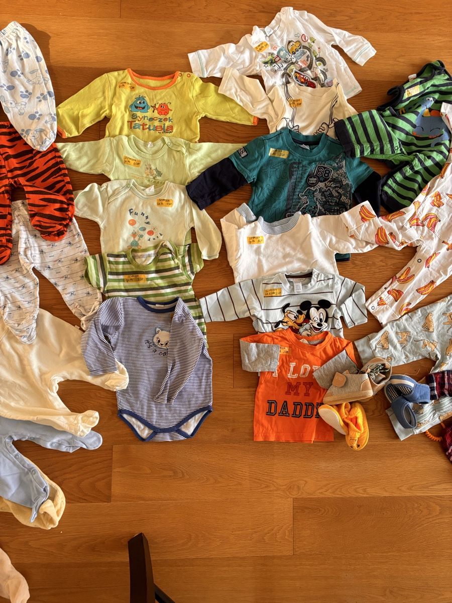 Lotti & Set di vestiti: Baby Clothes Bundle: 68 - 80 size / 24 items – Usato da Untersiggenthal venduto da mic_ksv9 2