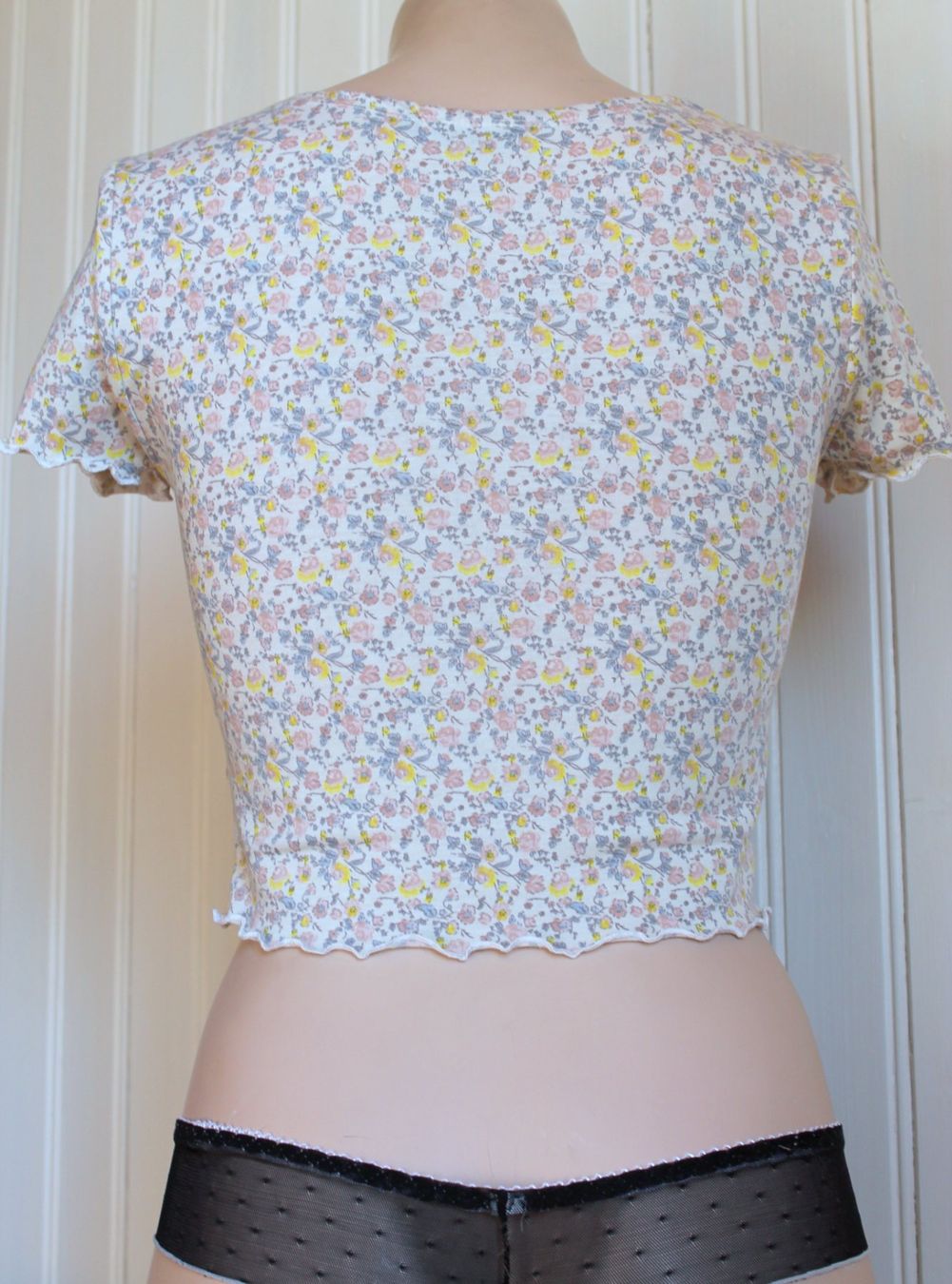 Top: süsses TOP / Shirt bauchfrei  36 S – Usato da Rebstein venduto da QuasarVincent 3