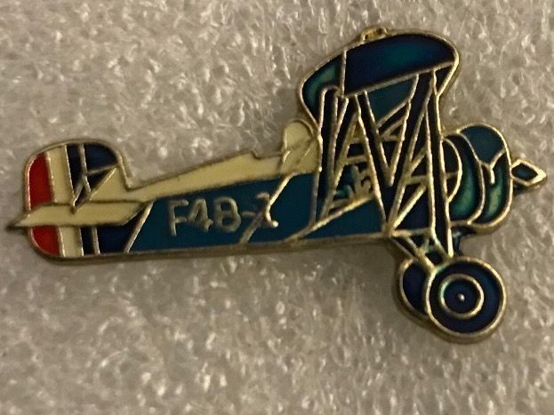 Placchette & Badge: Flugzeug F-48 Pin – Usato da Itingen venduto da Bebbi6569