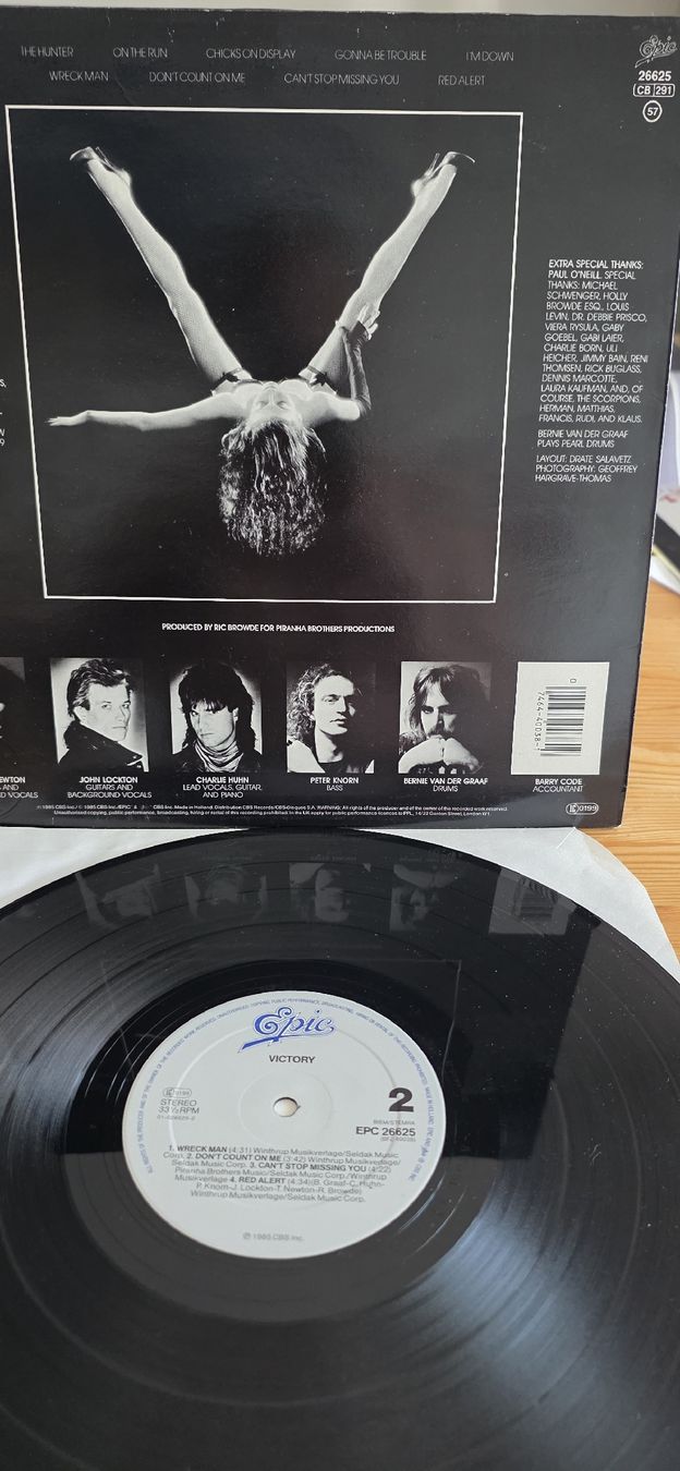 Dischi in vinile: Victory 1st record 1985 Vg,Vg – Usato da Yvonand venduto da RF-VINYL 2