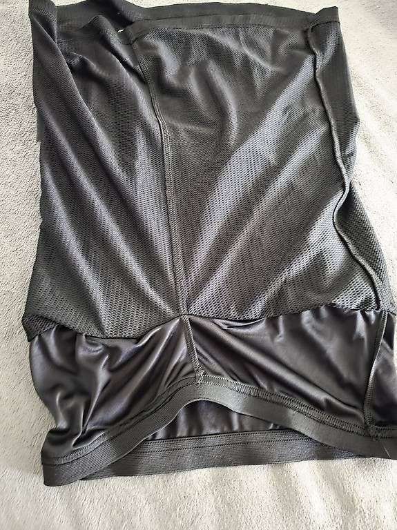 Altra biancheria intima: BEST BODY SCHWAR GRÖSSR S – Usato da Reitnau venduto da cuorematto01 1