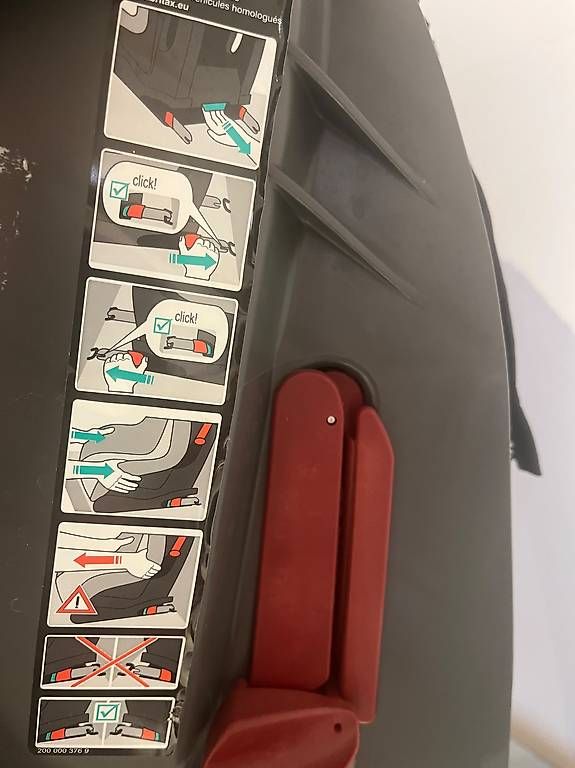 Seggiolini per auto: Kinder Auto Sitz – Usato da Davos Wiesen venduto da Roseli21 2