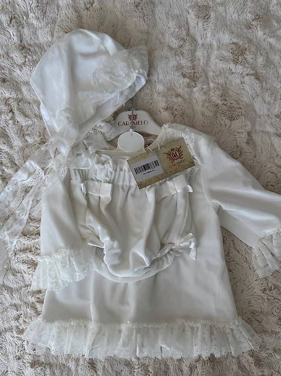 Robes et jupes: Robe de cérémonie bébé fille – D'occasion à Blonay par iri_lh86