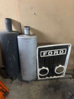 Ford Traktor Orginal alt Grill und 2 Orginal Auspuffe