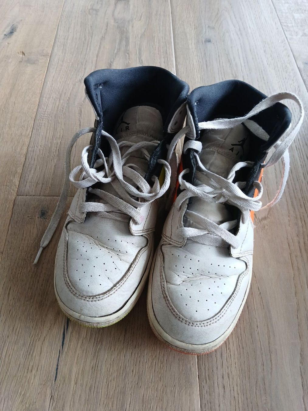 Nike Scarpe da uomo: Basket nike – Usato da Luins venduto da omulller