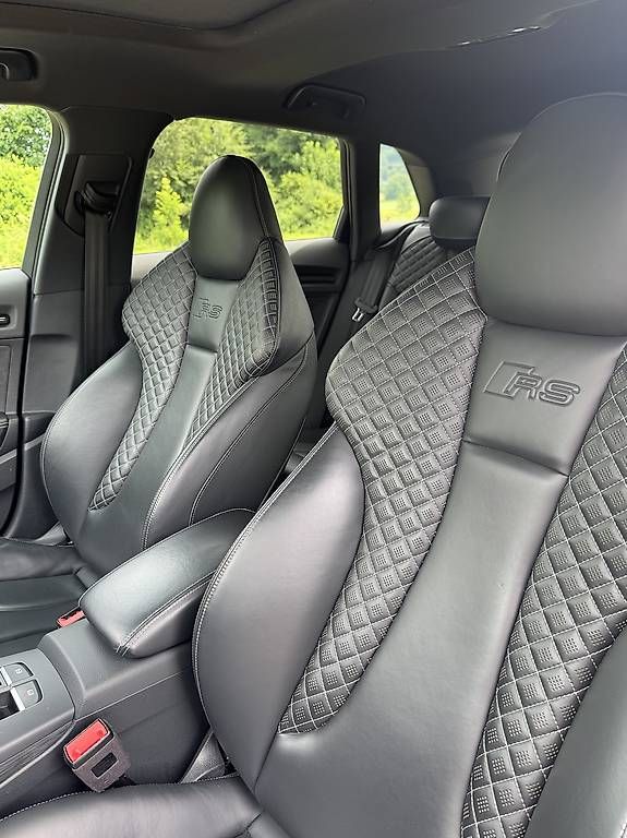 Autos: Audi RS3  – D'occasion à St-Légier-Chiésaz par jul_9gj2 4