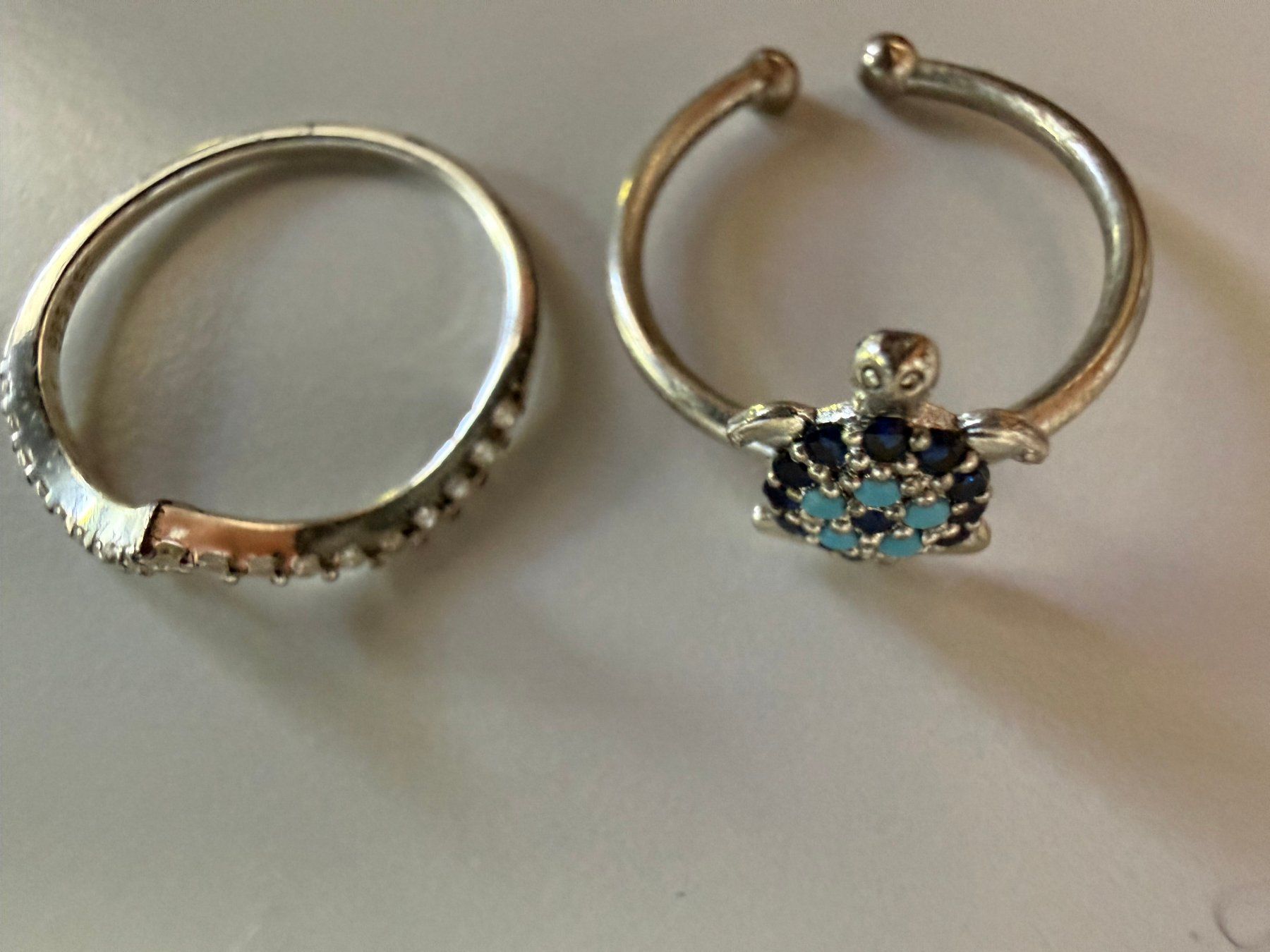 Anelli: zwei Ringe Modeschmuck Farbe Silber Schildkröte – Usato da Kirchdorf AG venduto da coco123 1