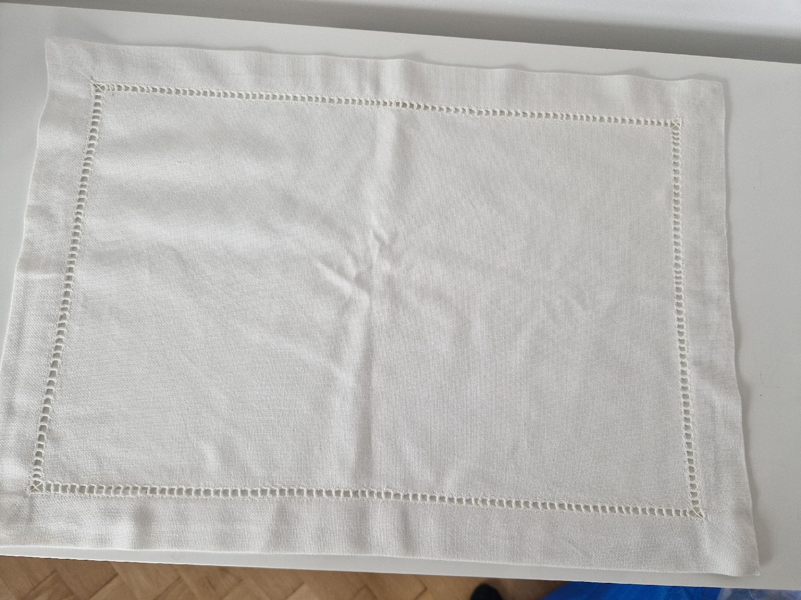 Set di tavolo e panche: Platzset / Tischset 6 Stück – Usato da Küsnacht ZH venduto da 2011_ 5