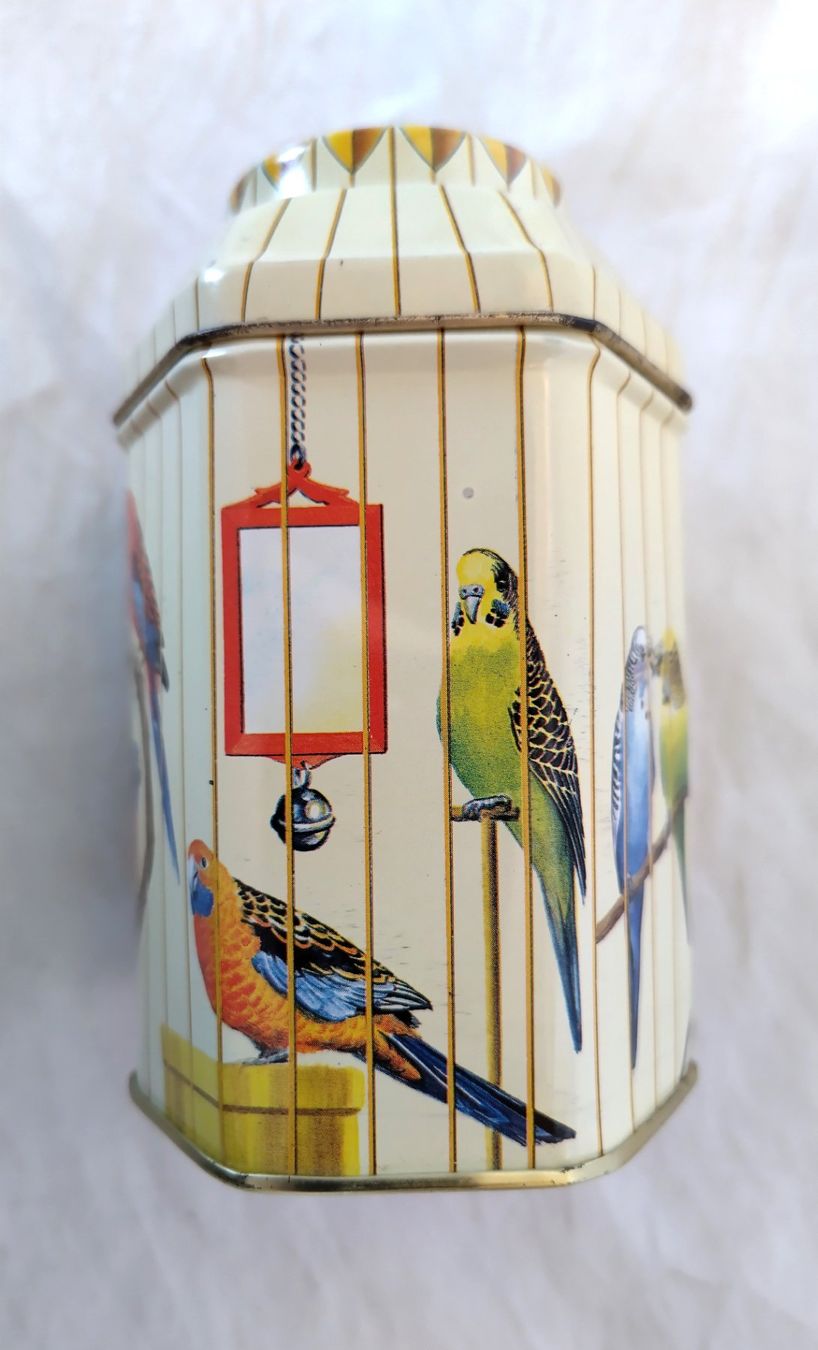 Altro in Decorazioni & Accessori: Vogel Blechdose "Vögel (Sittche) im Käfig" ab Fr. 5.- – Usato da Bellach venduto da JingleJerry 4