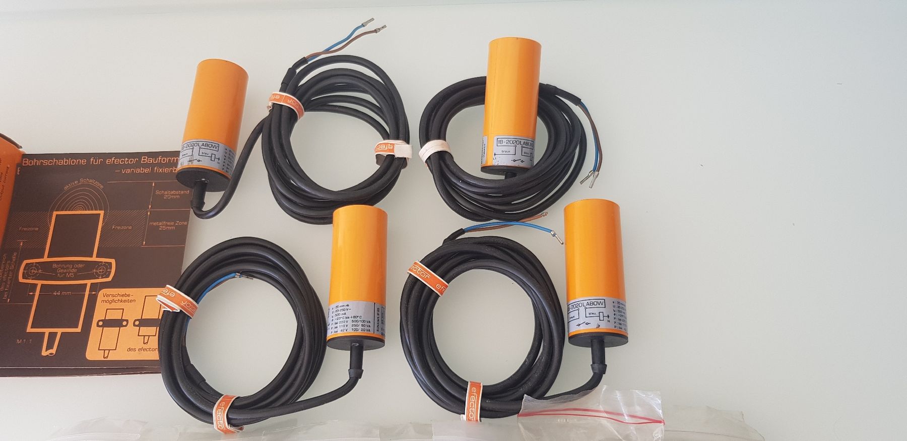 Elektronikbauteile: ifm efector Annäherungsschalter IB-2020 4 Stück – Neu (gemäss Beschreibung) aus Ennetbürgen von ruuudi01
