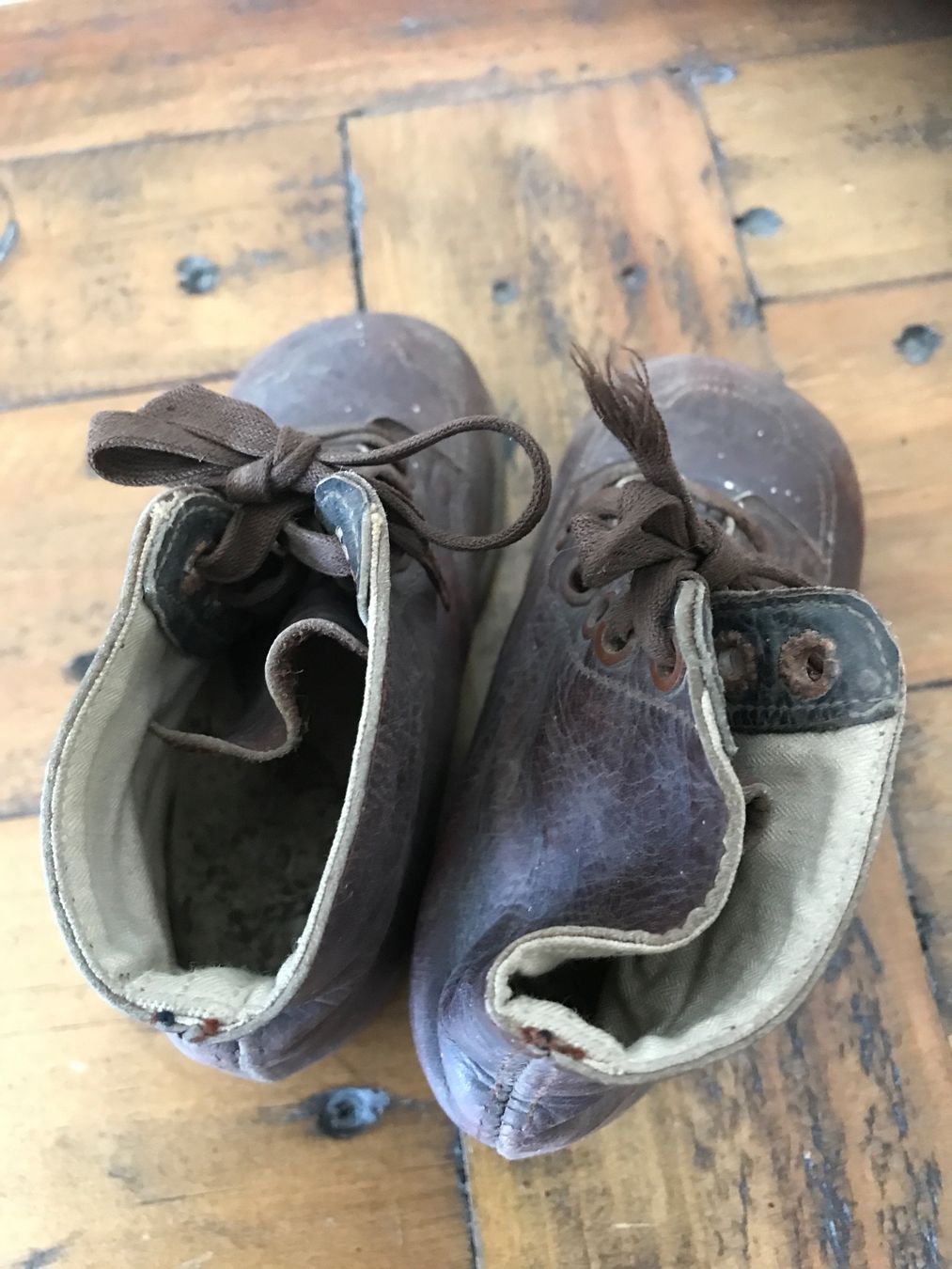 Scarpe per ragazzi: Antike Kinderstiefel – Usato da Rapperswil SG venduto da cosiba01 2