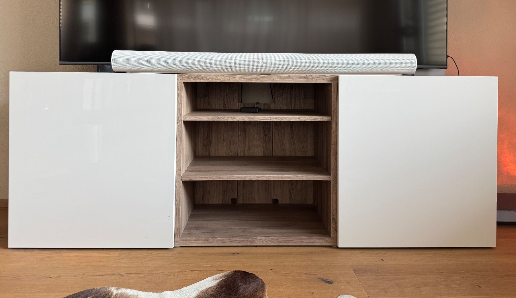 Mobili TV: Sideboard / TV Möbeli – Usato da Kloten venduto da Nathalie2