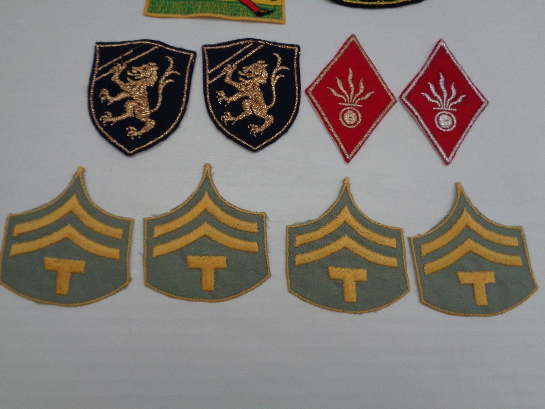 Insignes: 10 verschiedene Stoff-Patch Aufnäher – Neuf (Voir description) à Chur par omonia 2