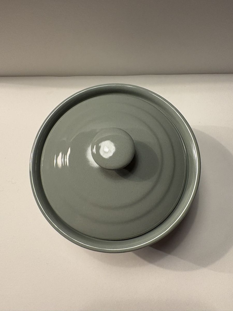 Moules à gâteaux: Keramikbackform mit Deckel hellgrau Durchmesser 10 cm neu – D'occasion à Basel par dav_b5gb 3