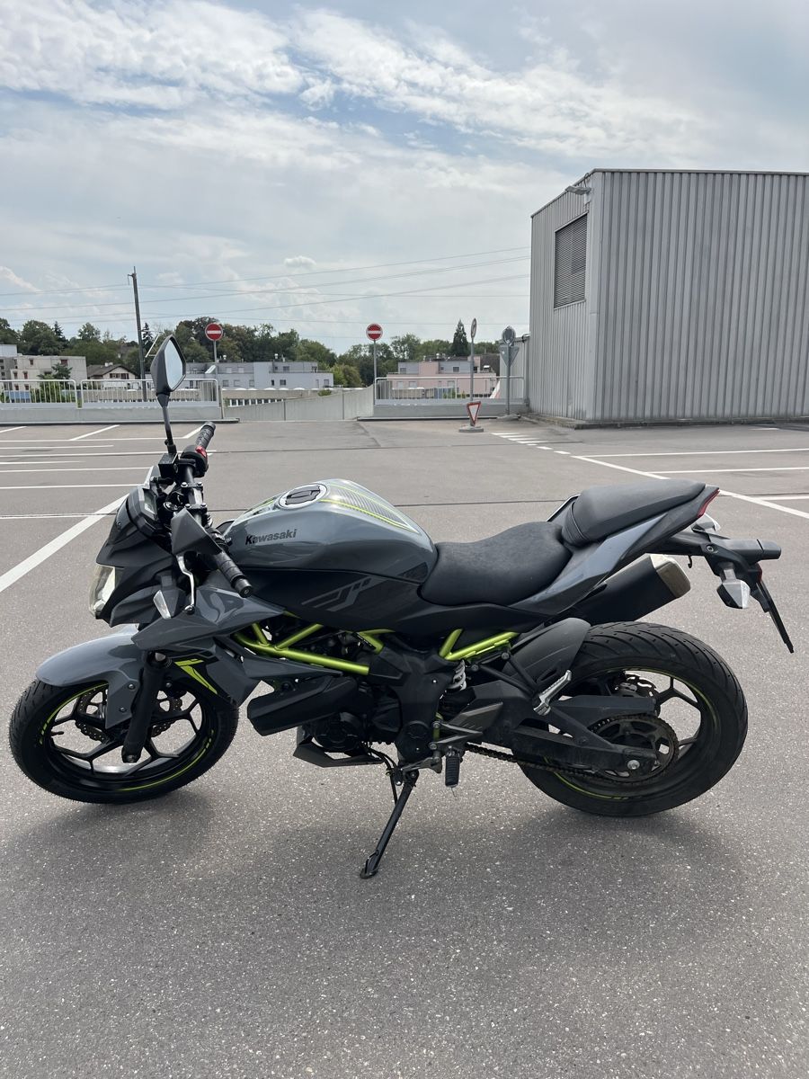 Kawasaki Strasse: Kawasaki z125  – Gebraucht aus Neuchâtel von Giu.fmgli 2