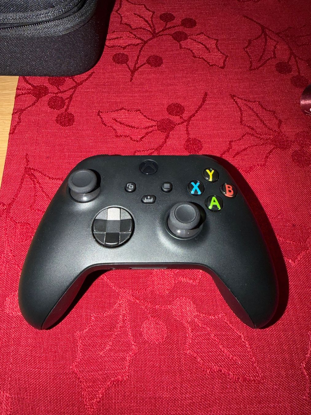 Microsoft Controller: Xbox Series X Controller, Schwarz, Top Zustand – Usato da Greifensee venduto da potenza66