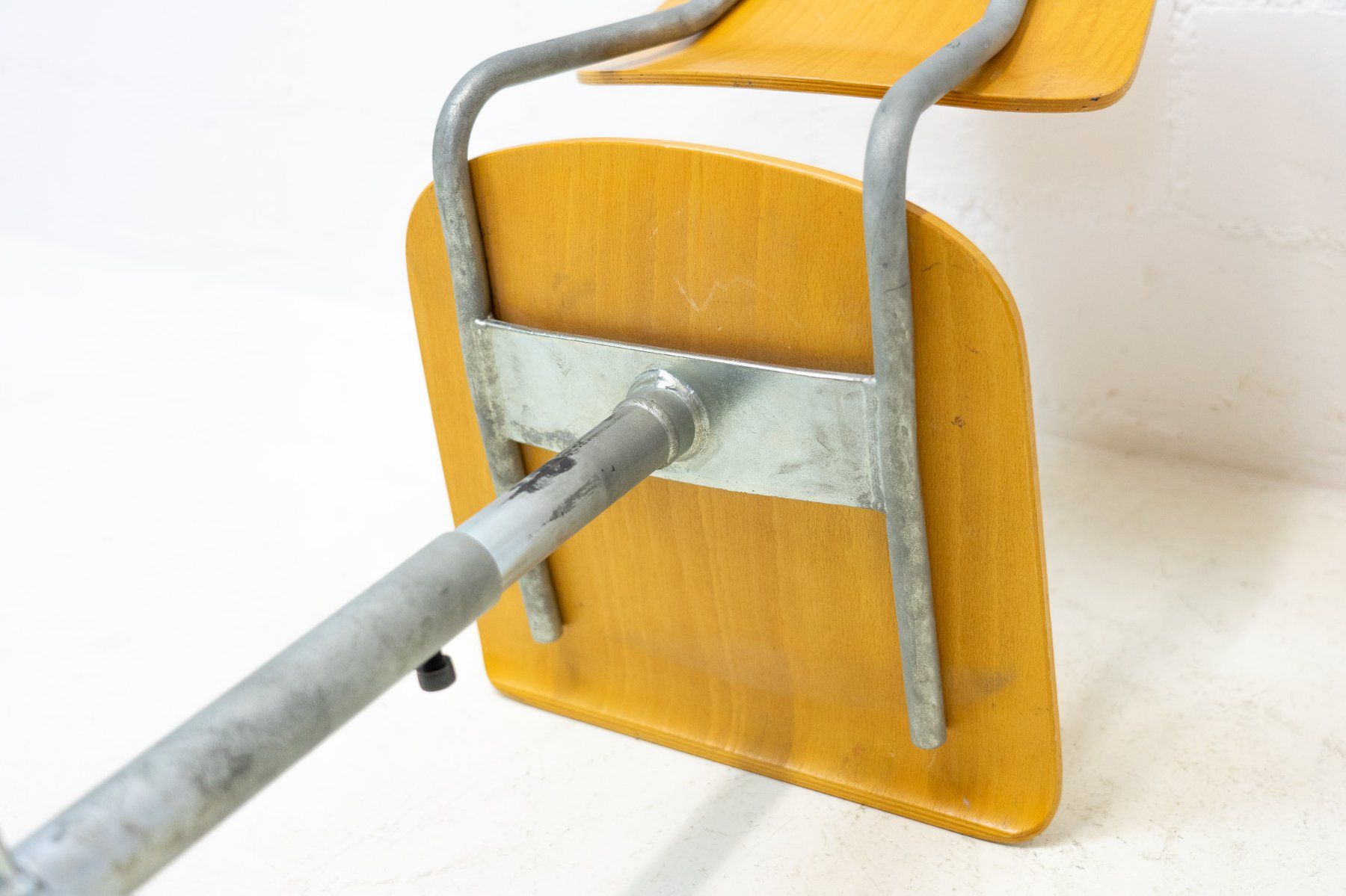 Embru Stühle: Embru Schulstuhl Nr. 2 - Lieferung möglich – Gebraucht aus Schaffhausen von Studio-Ara 9