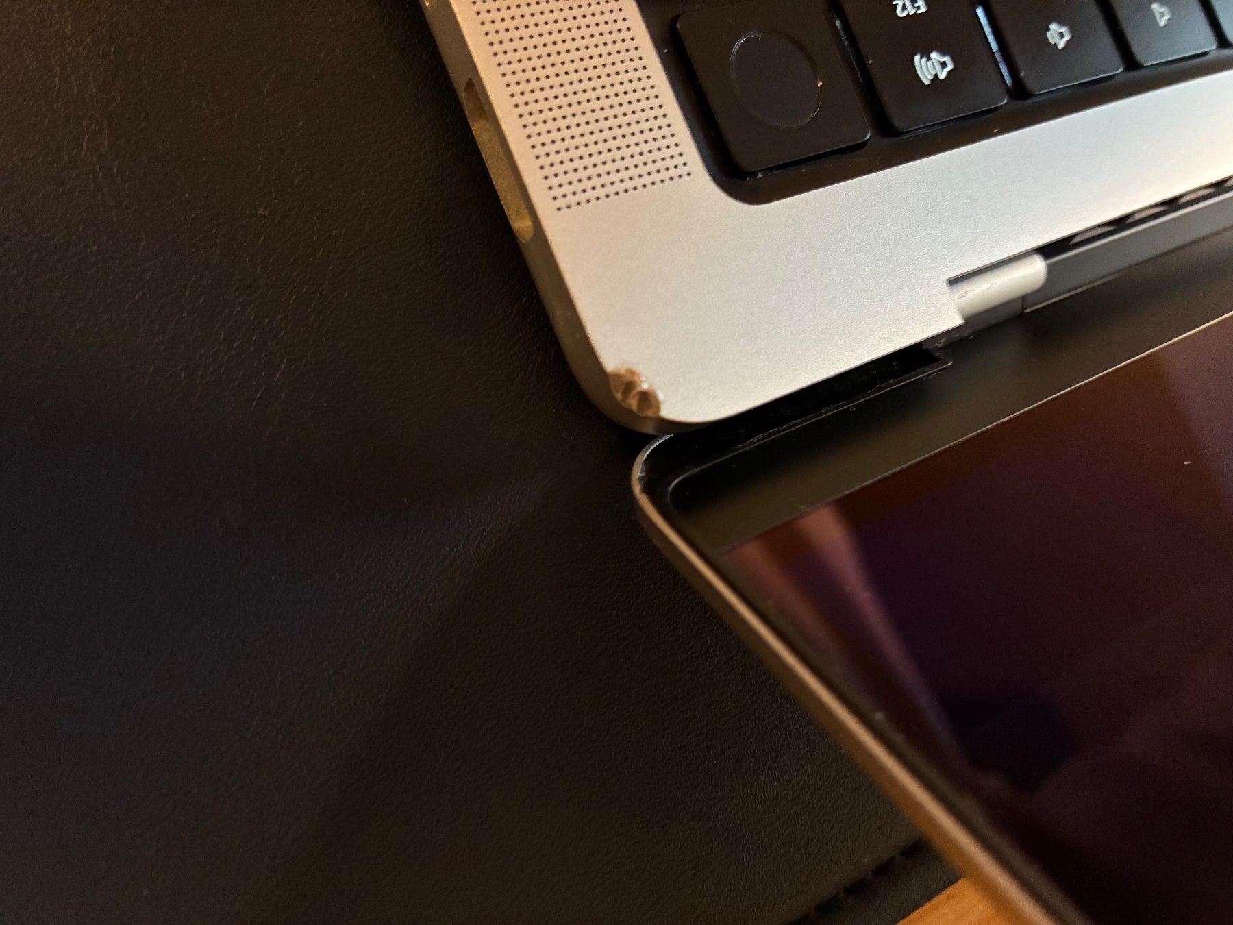Apple Notebook: MacBook Pro 14 pouces 2023 1TB 16Go M2Pro – Usato da Chexbres venduto da pay_6rhh 5