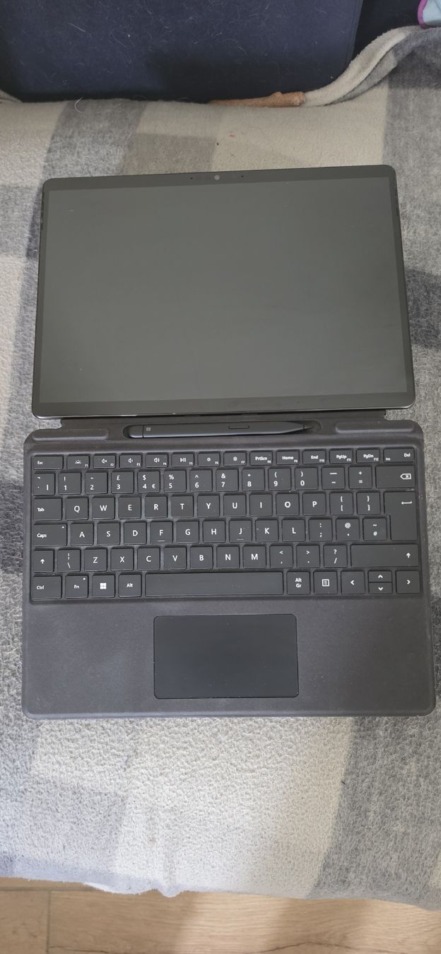 Microsoft Tablet PC: Microsoft Surface Pro 9 i7 16GB 512GB Graphite – Usato da Commugny venduto da fab_85yc 2