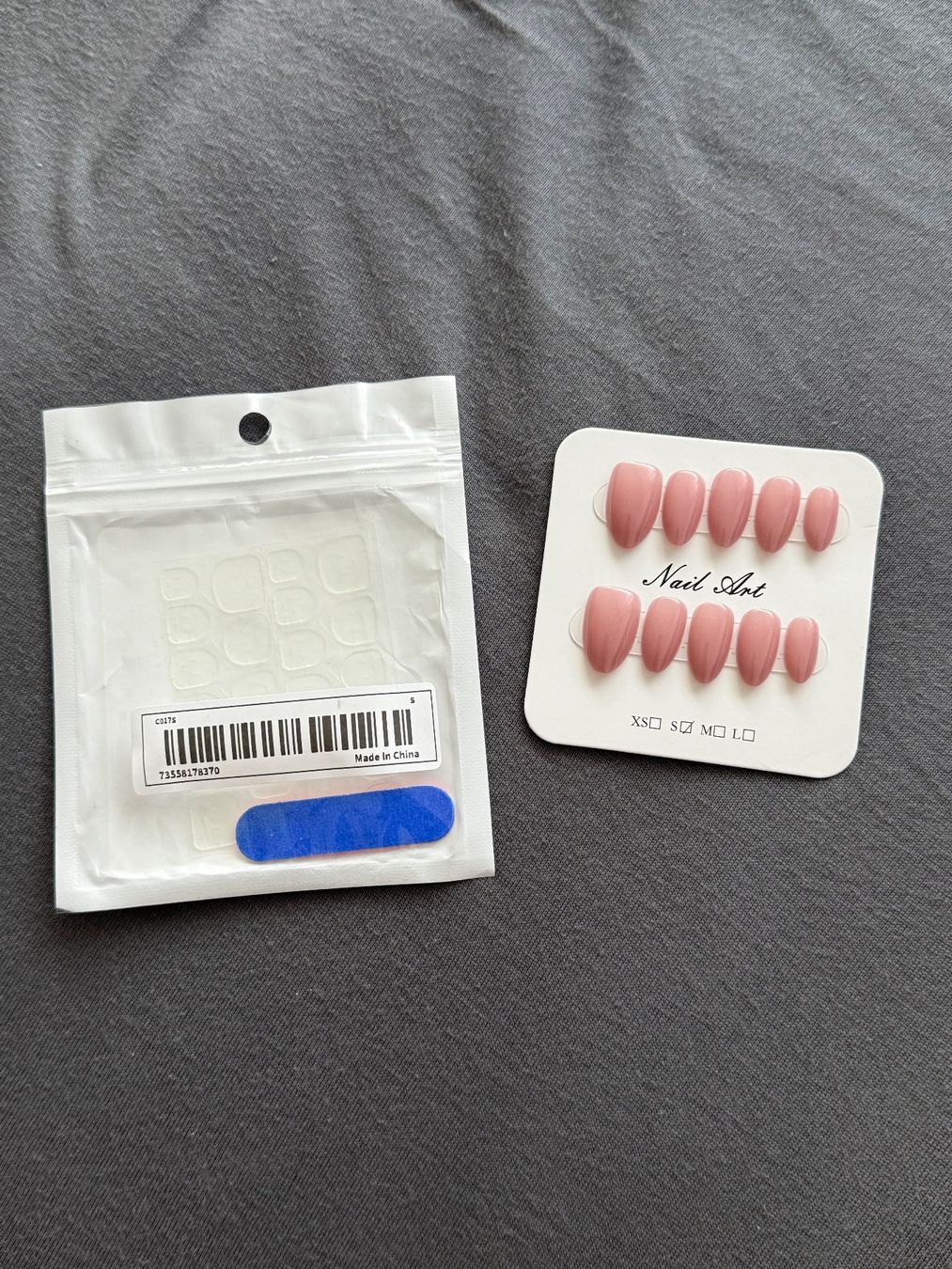 Künstliche Fingernägel: Press on Nails – Neu und originalverpackt aus Baar von and_x9gz