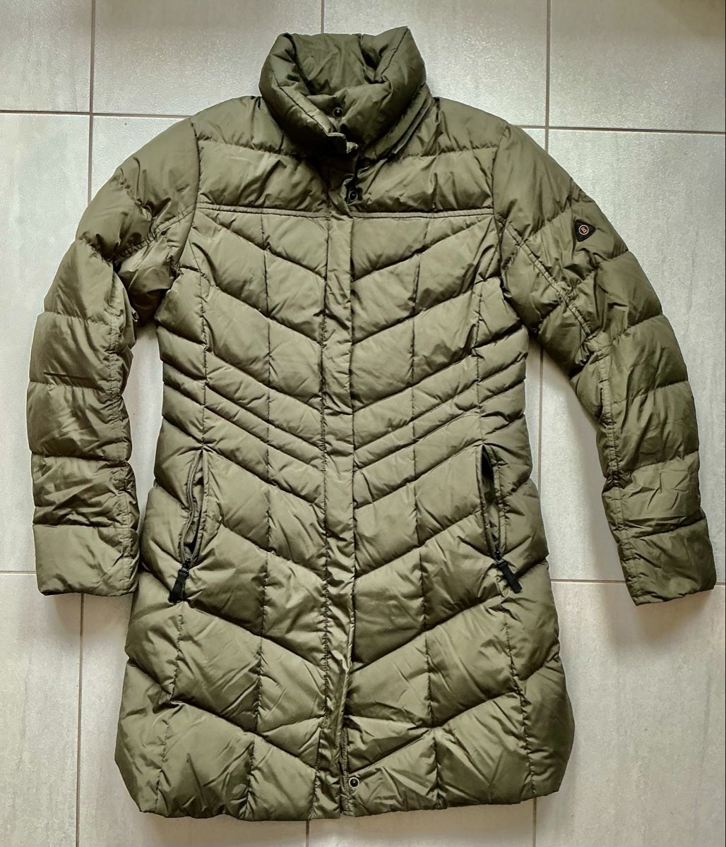Bogner Cappotti: BOGNER DAMEN DAUNENMANTEL OLIV – Usato da Arcegno venduto da Denni
