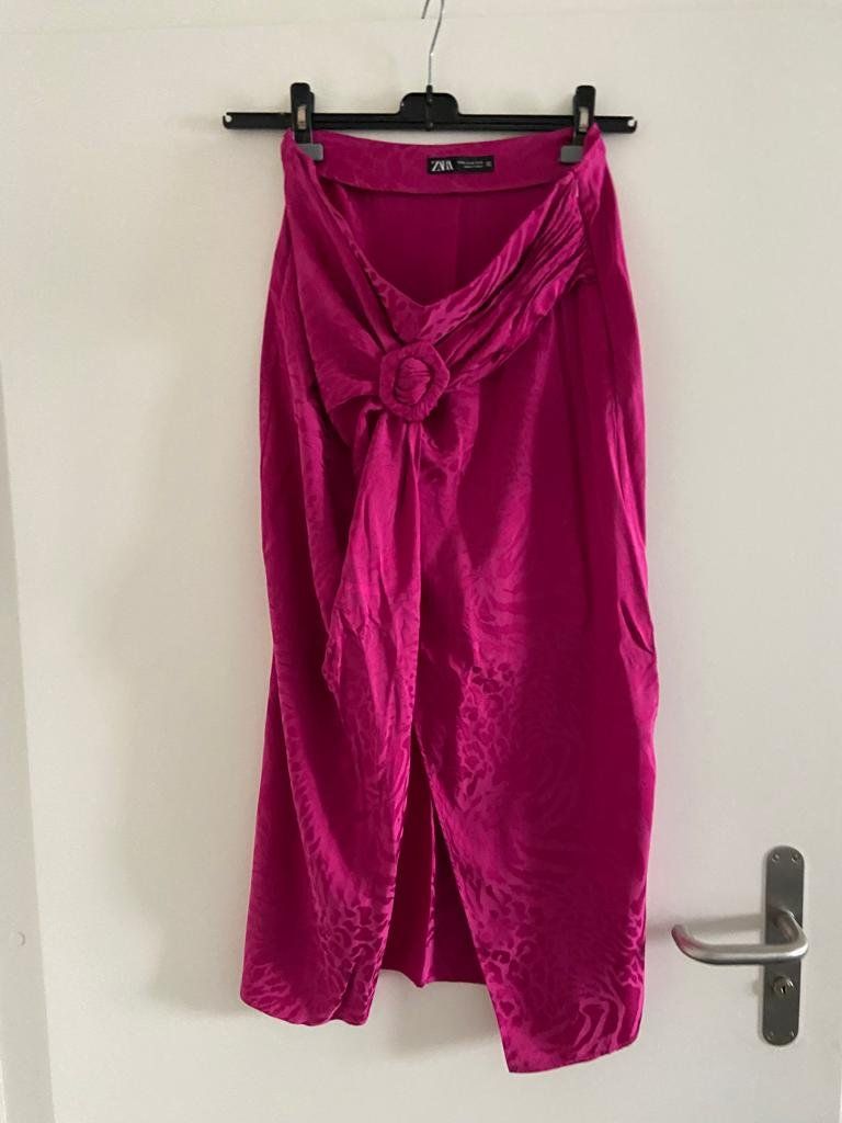 Zara Gonne: Zara Rock Gr. XL – Usato da Thalwil venduto da Briscolina