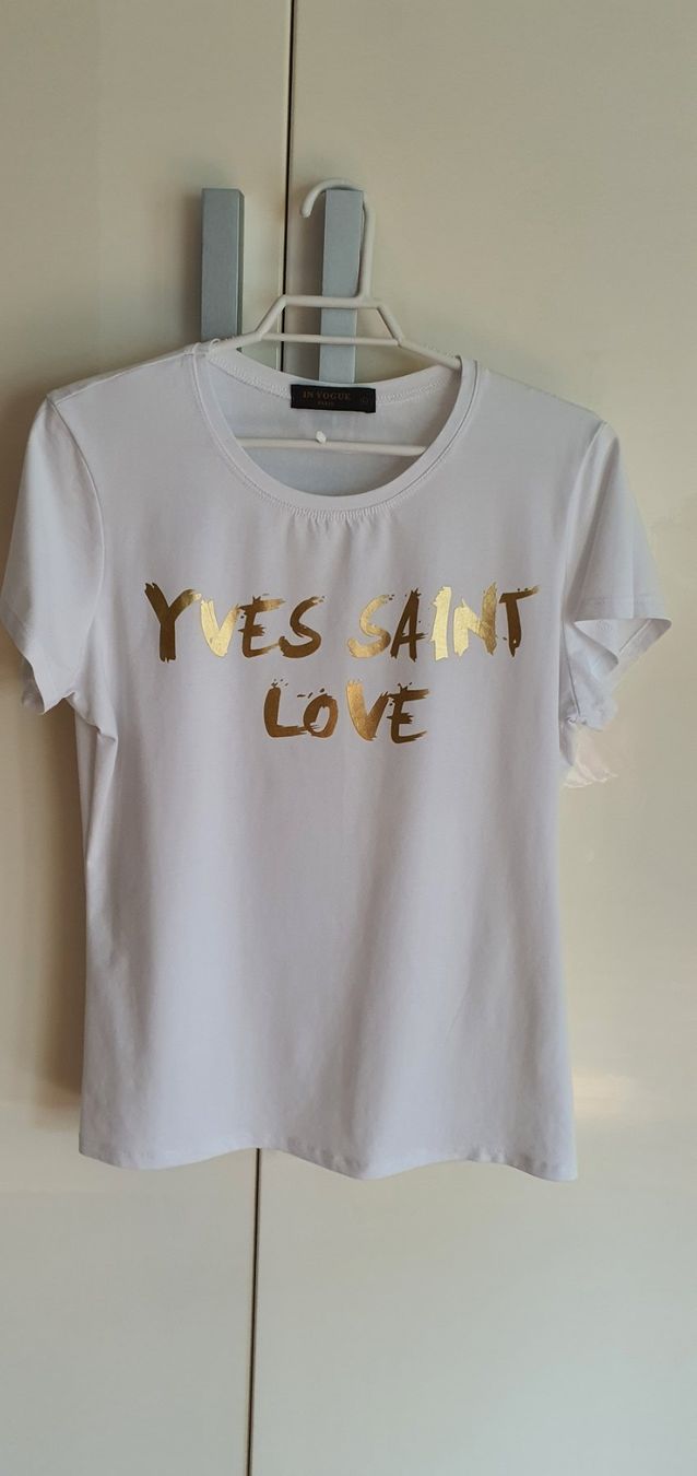 T-shirt: Yves Saint T-shirt – Nuovo (secondo la descrizione) da Basel venduto da Kristal4 2