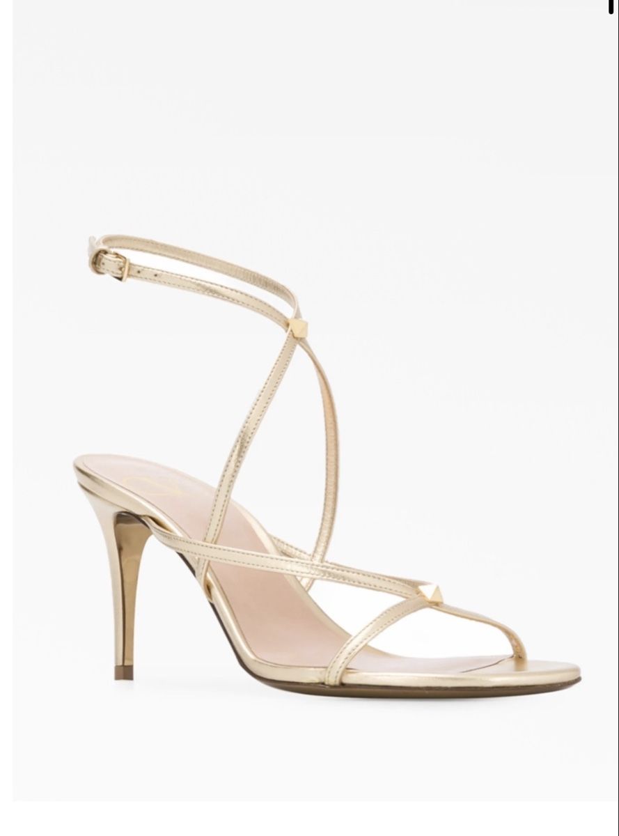 Scarpe da donna: Valentino garavani sandales – Usato da St-Légier- La Chiésaz venduto da anh_9289 1