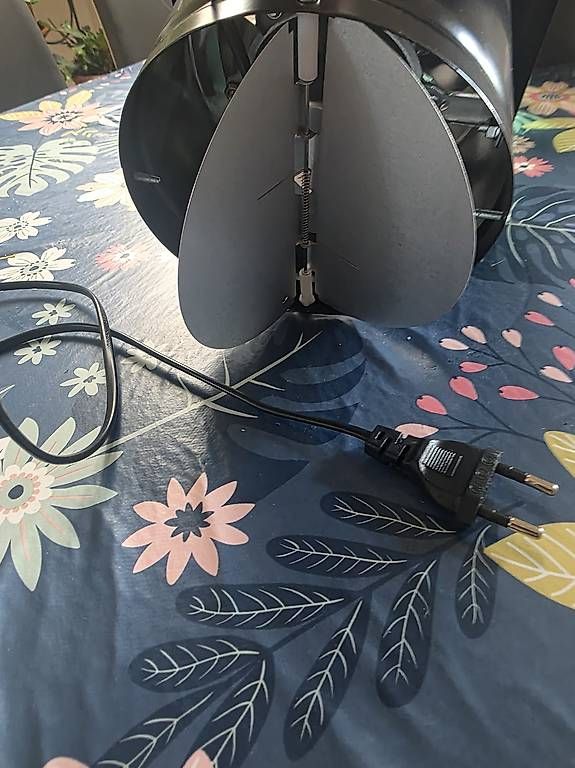 Lampes: Luftventile – Neuf avec emballage d'origine à Bassersdorf par ros_mn7q