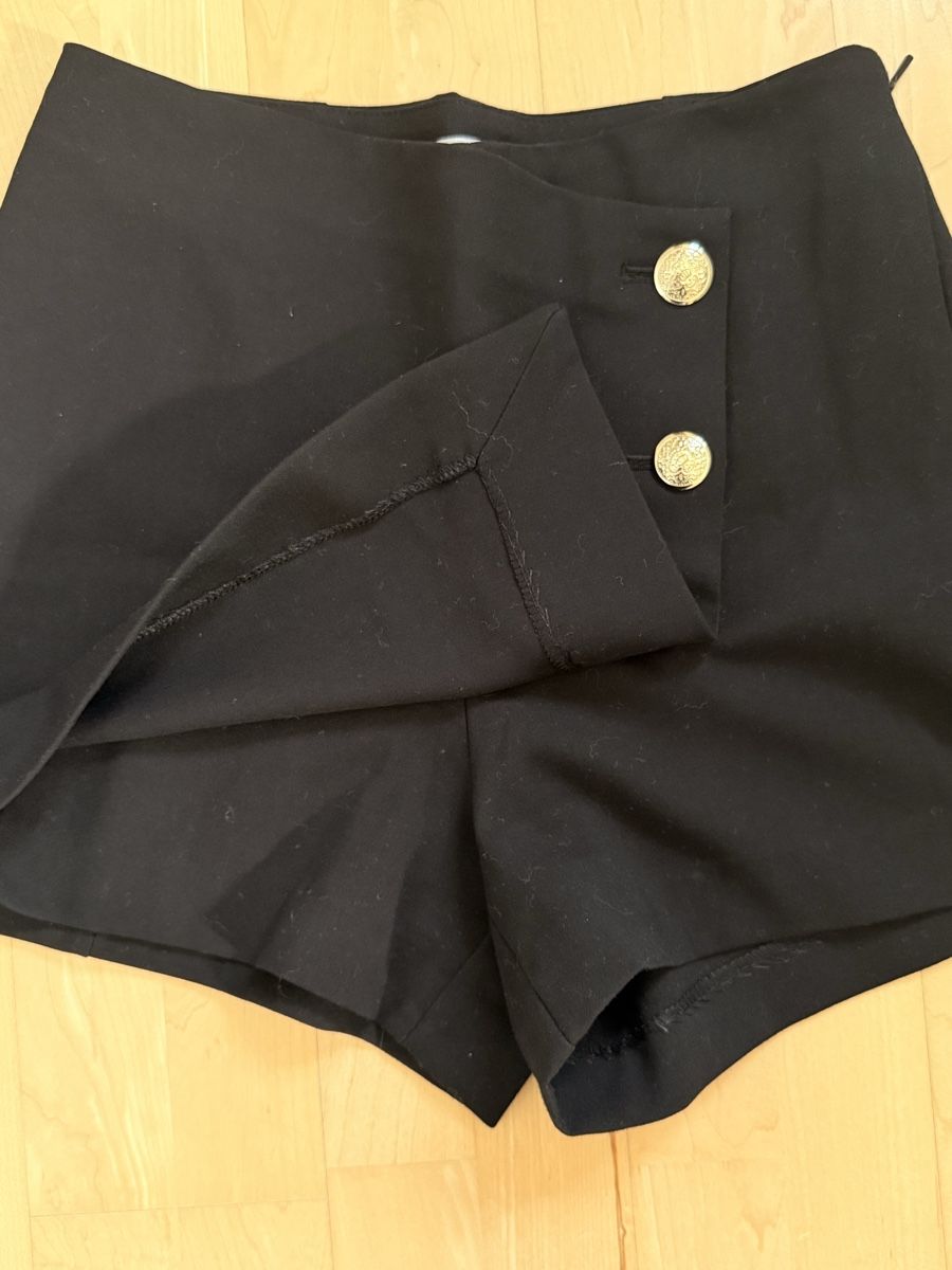 Mango Pantaloni: MANGO SCHWARZE SKORT-SHORTS GRÖSSE 34 – Usato da Neerach venduto da lar_tkp2 3