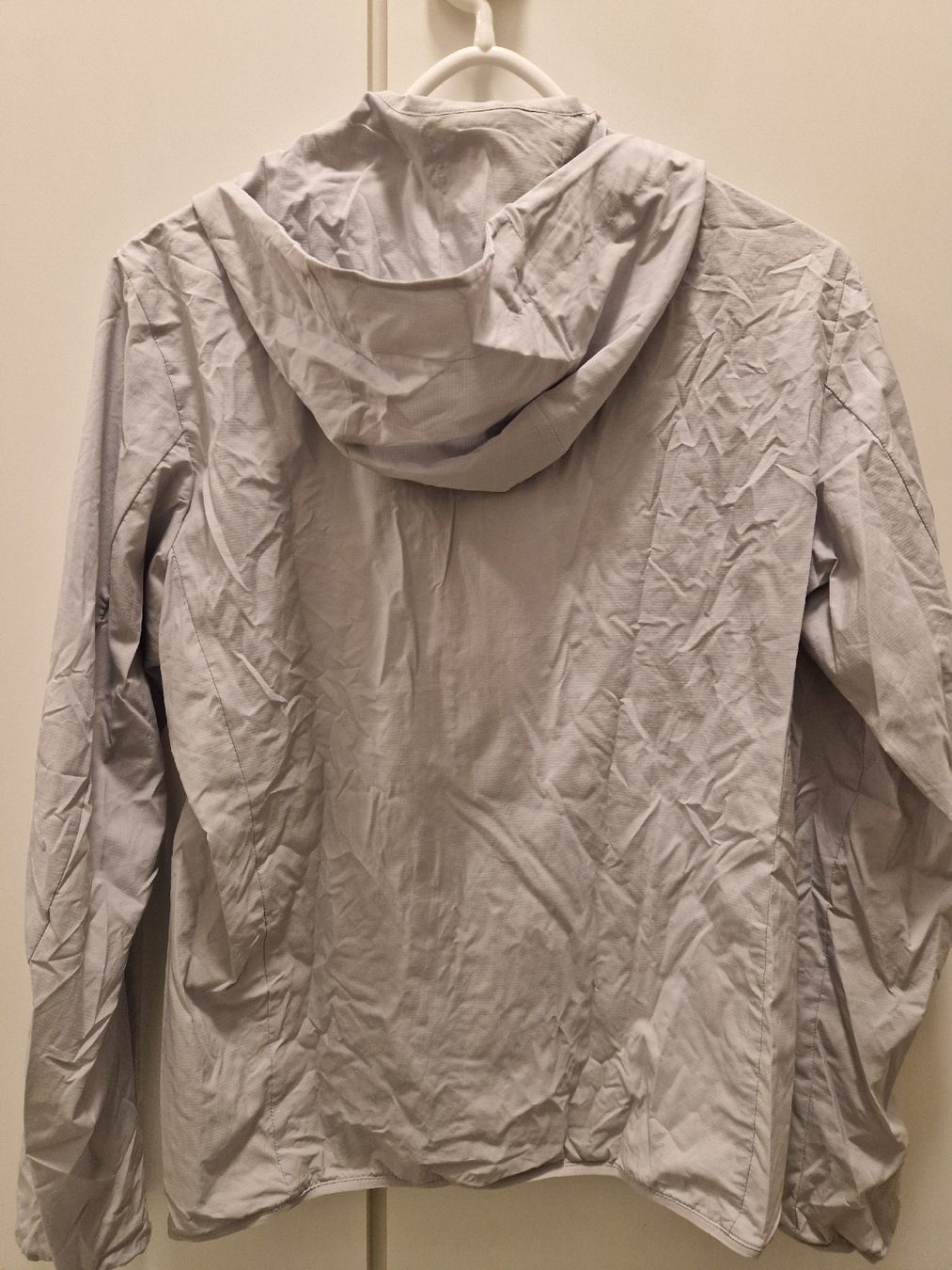 Uniqlo Jacken: Imperméable compactable – Gebraucht aus Lausanne von mgo_yx25 1
