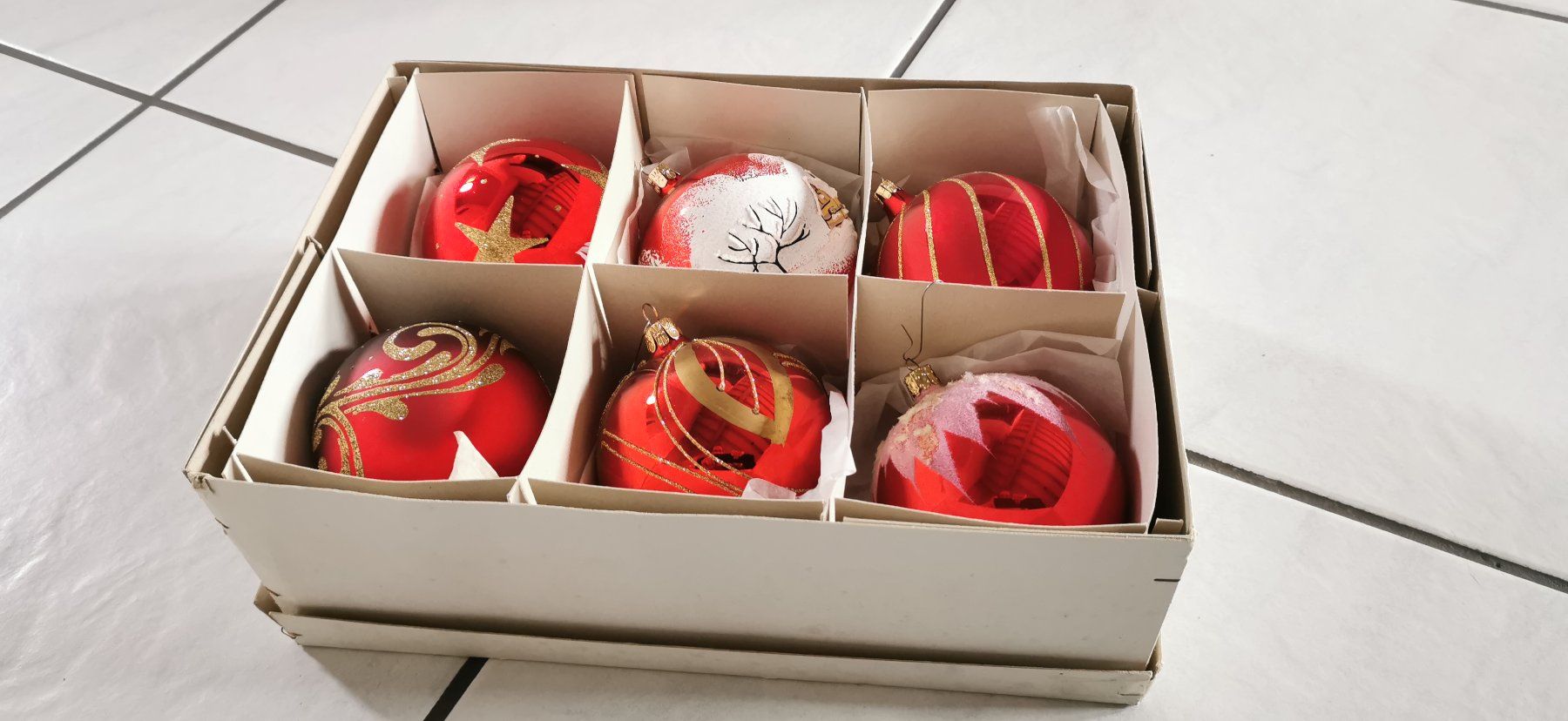 Alle Dekorationen: Vintage Weihnachtskugeln-Sammlung zu verkaufen – Neu (gemäss Beschreibung) aus Gutenswil von Smungo