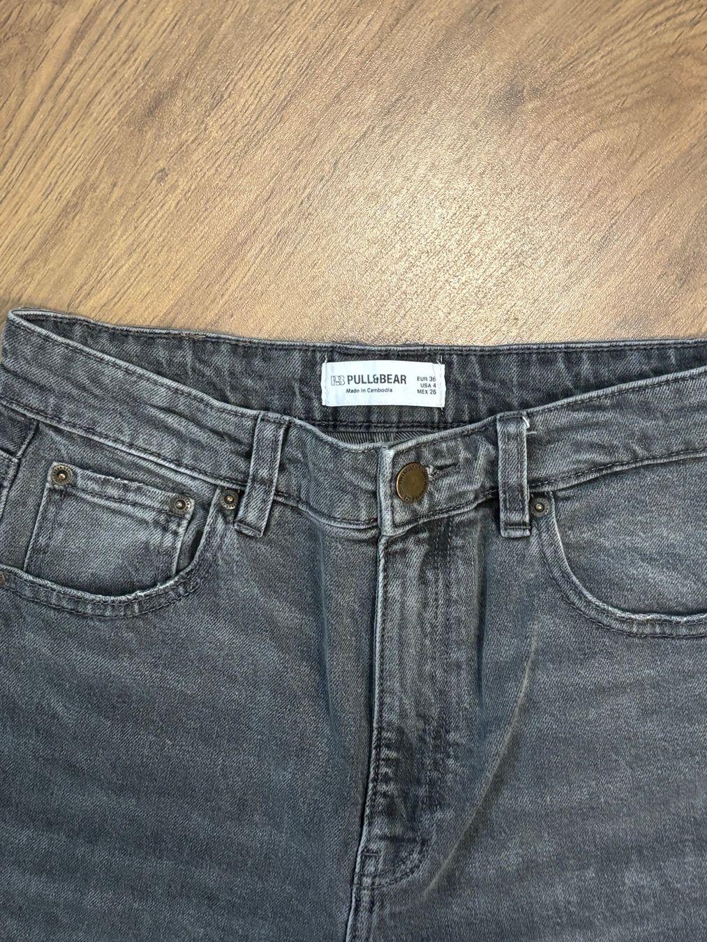 Pull&Bear Jeans: Coole Jeans - Pull and Bear - grau - Gr. 36 – Usato da Brügg BE venduto da rutschimedizin 2