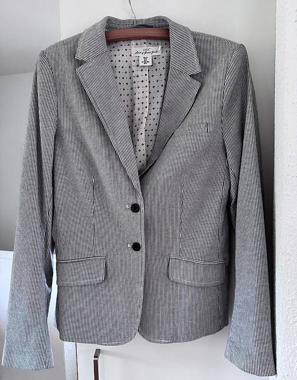 H&M Giacche: Blazer gestreift grau/weiss. Gr.38. – Usato da Zürich venduto da Sunnyflower97